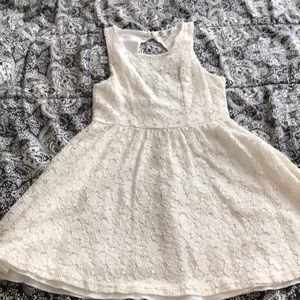White lace dress
